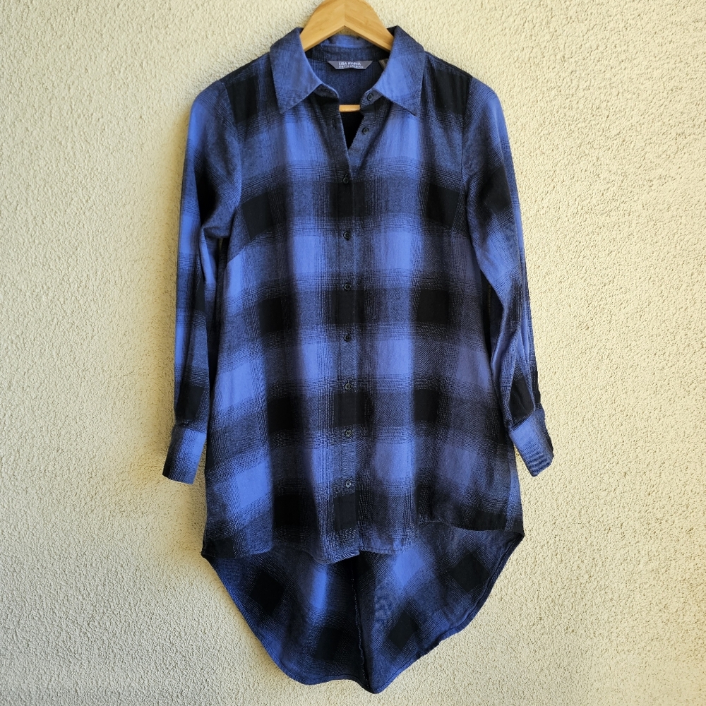 Lisa Rinna Collection XS Hi-Lo hem blue plaid flannel Lagenlook Cabincore Top